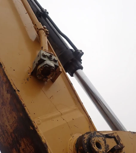 2011 Caterpillar 345D L excavator