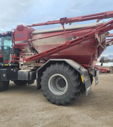 2014 Case IH Titan 4530 Dry Fertilizer Applicator