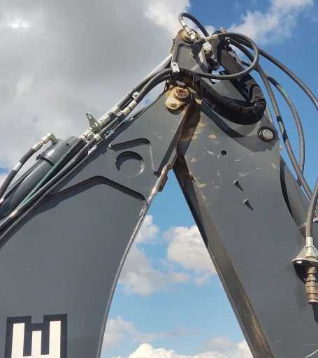 2018 John Deere 410L backhoe