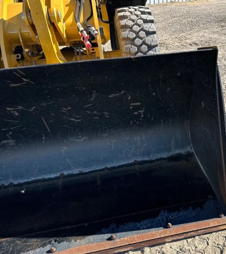 2023 Caterpillar 908 wheel loader