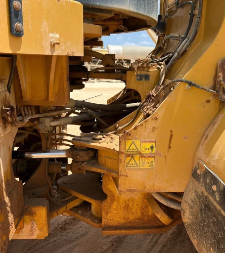 2013 Caterpillar 966K wheel loader