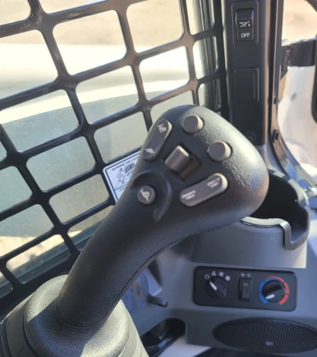 2022 Bobcat T870 tracked skid steer loader
