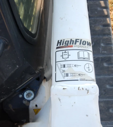 2020 Loader Bobcat T76 Skid Steer