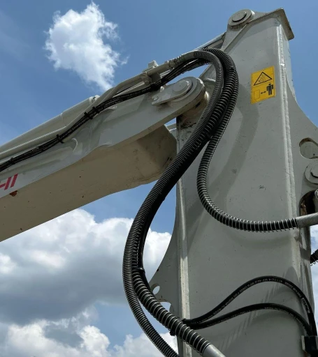 2020 Takeuchi TB290 mini excavator