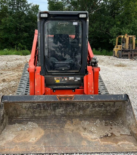 2019 Kubota SVL95-2S tracked skid steer loader