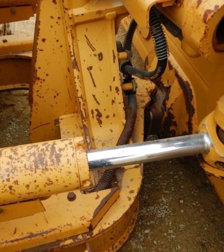 2011 Caterpillar D5K LGP dozer
