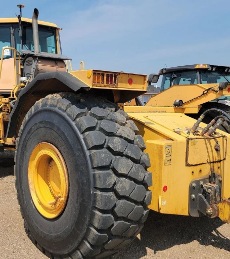 Volvo T450D 4WD scraper tractor