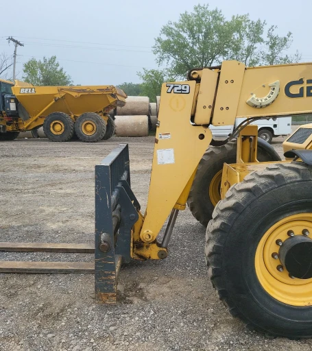 2017 Gehl DL1240 telehandler