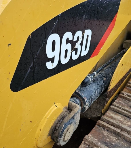 2015 Caterpillar 963D track loader