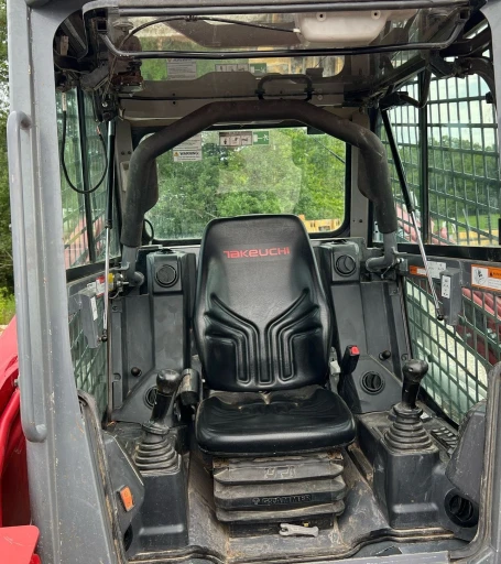 2020 Takeuchi TL12R2 tracked skid steer loader
