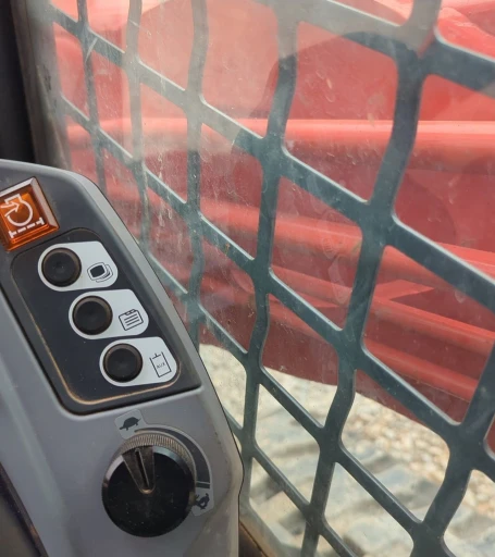 2022 Kubota SVL97-2 tracked skid steer loader