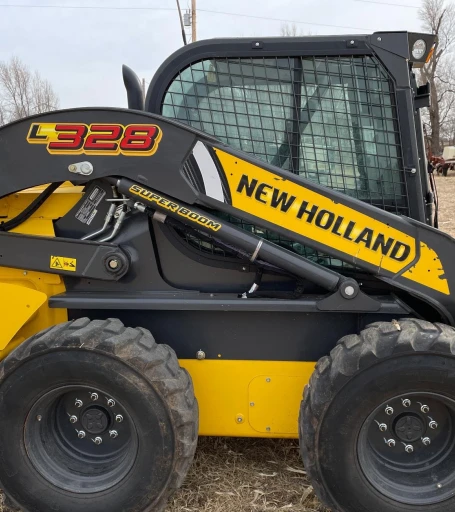 2020 New Holland L328 Skid Steer