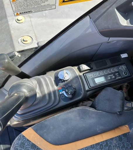2019 CASE CX80C