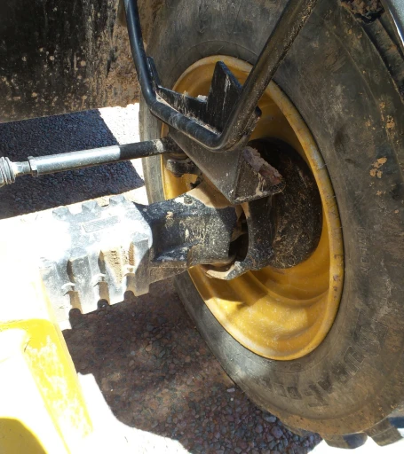 2013 Caterpillar TL943C telehandler